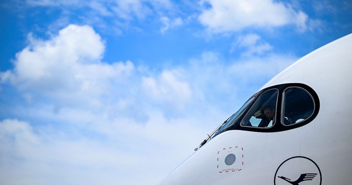 La batterie d'un passager prend feu à bord : un vol Lufthansa forcé d'atterrir en urgence