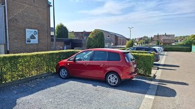 Het fatale drama in Bertem: speelde een “doorbroken routine” mee toen meisje (1,5) urenlang in auto achterbleef?