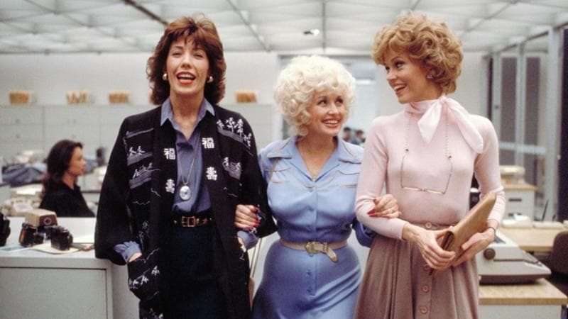 Dolly Parton, “Dalle nove alle cinque... orario continuato” in sala. Il ricavato alla sua Fondazione