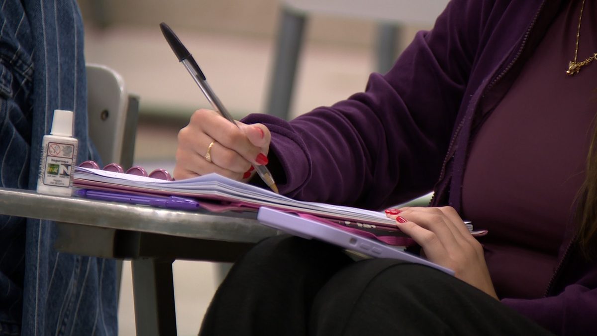 De 'cadernos de erros' a provas antigas: as estratégias para estudar no último mês antes da maratona de vestibulares