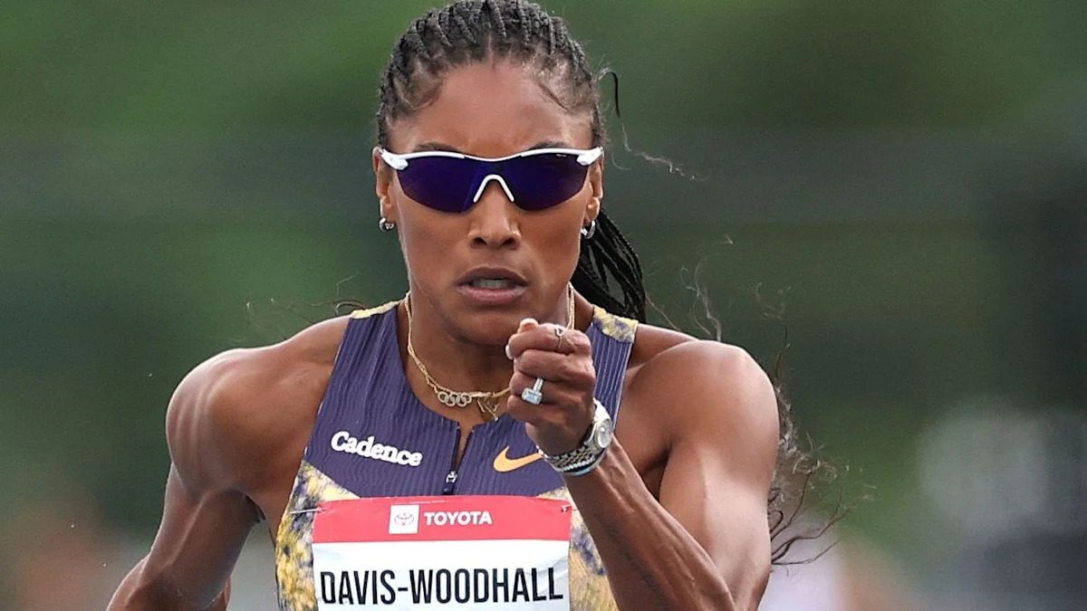 Davis-Woodhall ends season after car crash