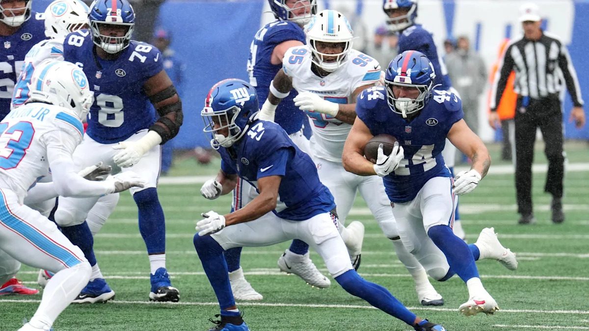 Giants-Titans, Week 3: Live updates, discussion, score, highlights
