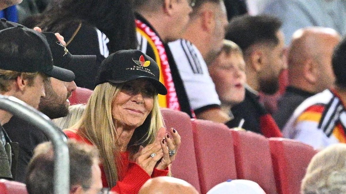 Fußball-Nationalmannschaft: Frau und Sohn fiebern bei Klopps Heimdebüt mit