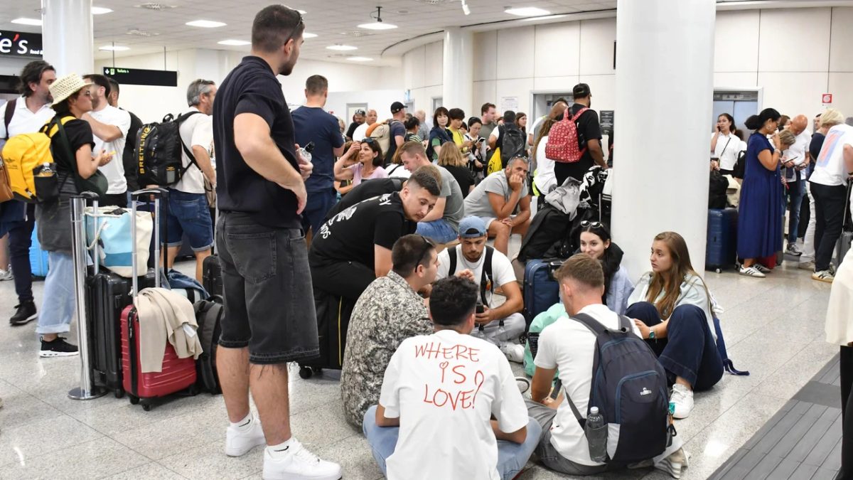 Vulkaan Etna ontregelt vliegverkeer op Sicilië opnieuw