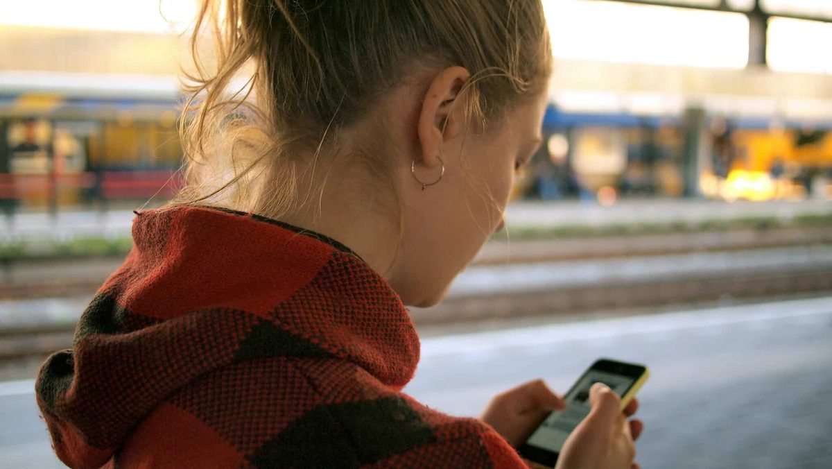 Twaalfjarigen met een smartphone hebben vaker symptomen van een eetstoornis