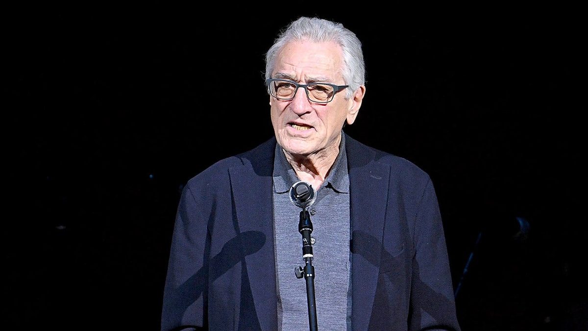 De Niro calls controversial Mamdani police comments 'ridiculous' as he defends mayor going to 9/11 service