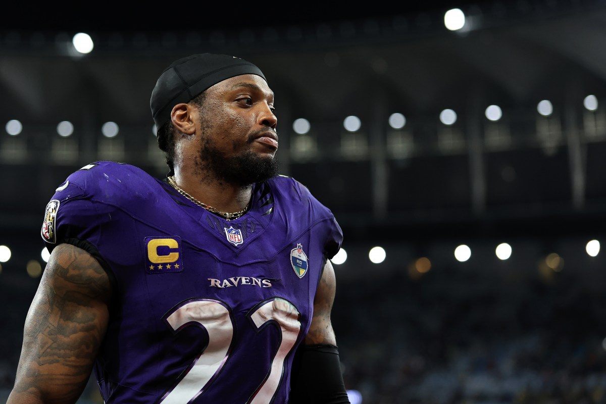 Ravens Star Derrick Henry Makes NFL History in Wild Win Over Cowboys