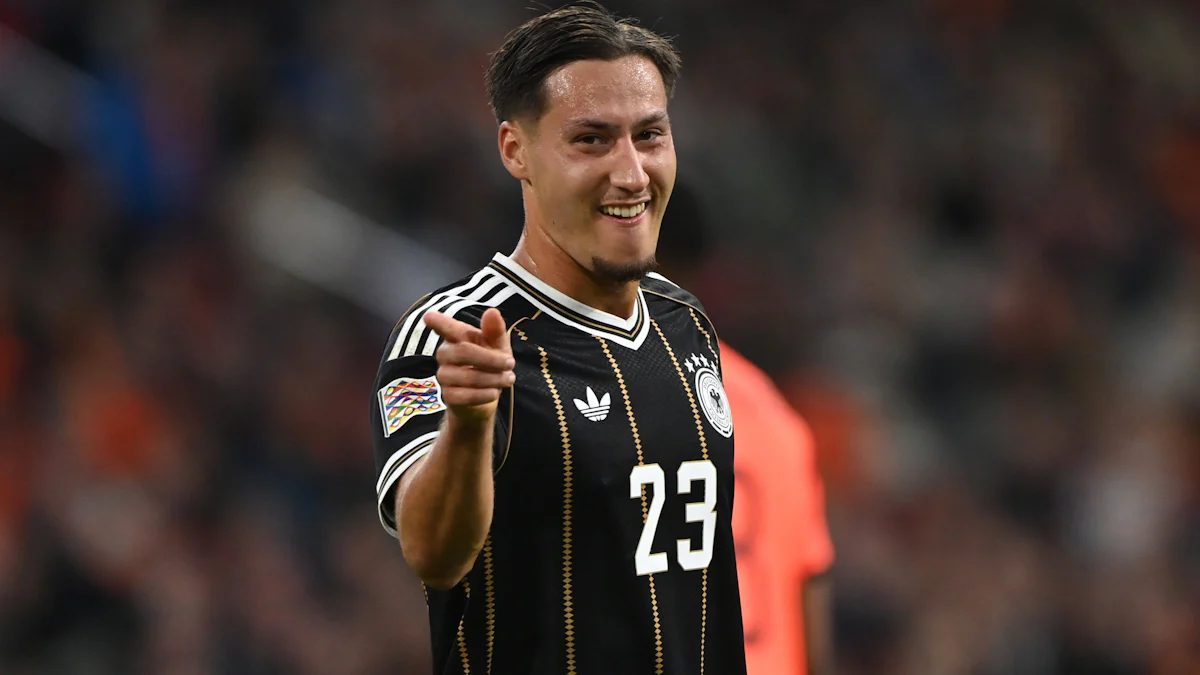 DFB-Stürmer Younes Ebnoutalib: Verbandsliga, Regionalliga, Nationalmannschaft