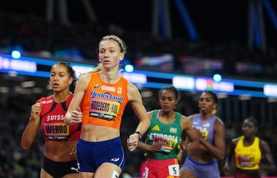 Broeders-Bol overtuigend door op 800 meter, Visser nipt derde op 100 horden