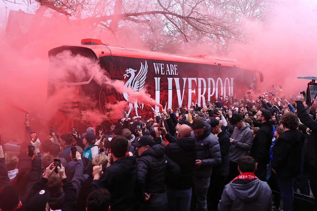 Liverpool’s Champions League Kicks off with Iraola Debut “At Anfield Under the Lights”
