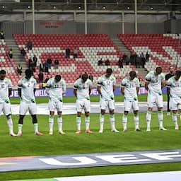 Ierse spelers maken statement bij Israëlisch volkslied en schudden geen handen