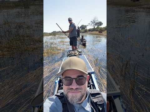 love this behind-the-scenes look at the fishing trip and selfie session