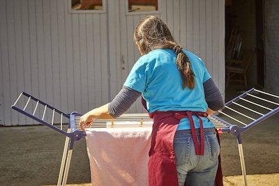 “Nu de dienstencheques duurder worden, zal het zwartwerk stijgen”