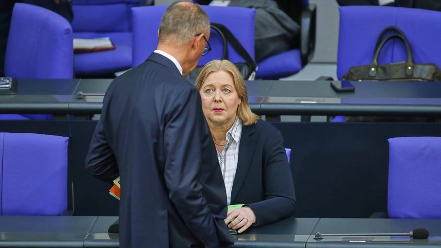Kommentar: Union und SPD gefährden die Demokratie