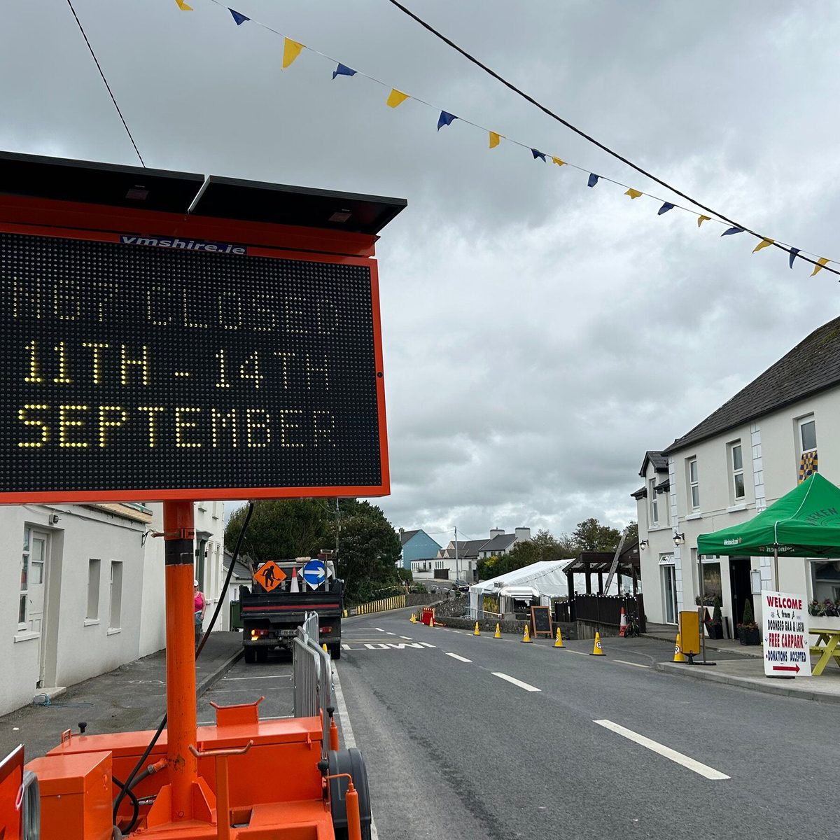 In Doonbeg, Trump’s Irish Open Visit Prompts Protests and Praise