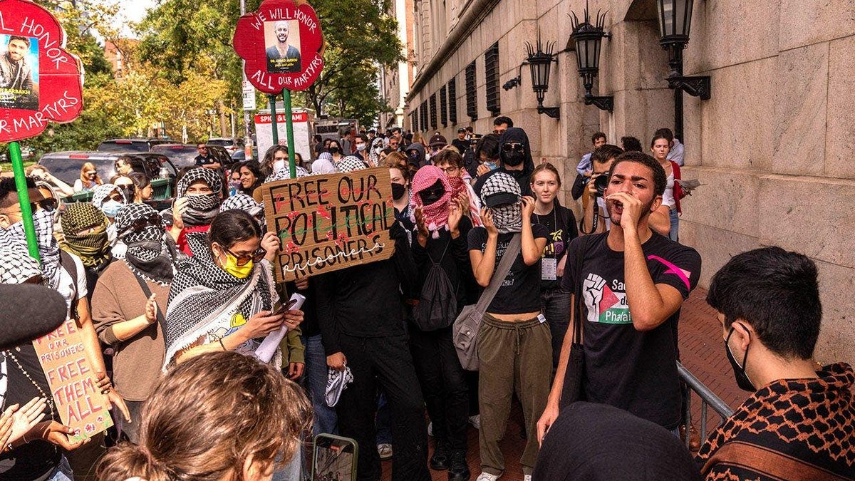 Ex-DSA member rips Abdul El-Sayed and warns far-left adopting politics of foreign terror org