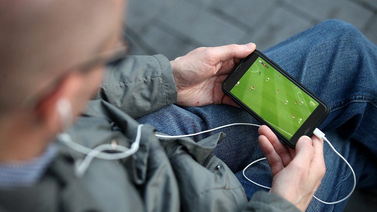 How to stream safely while traveling outside the US