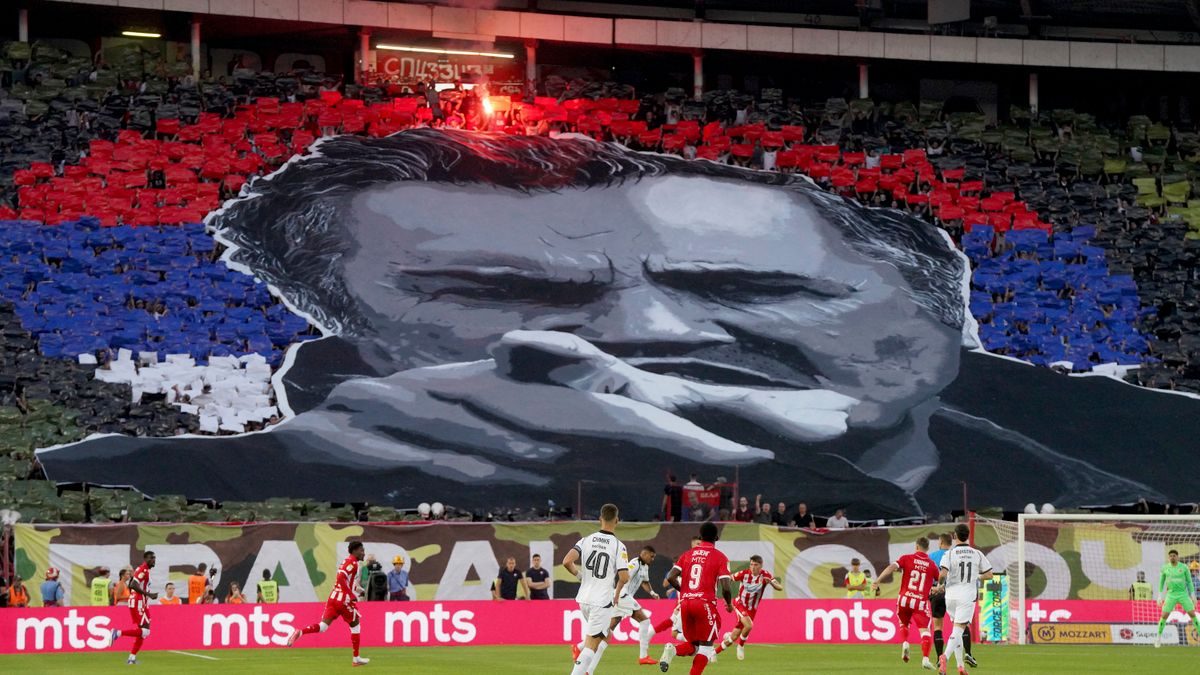 Roter Stern Belgrad: Fans huldigen dem Kriegsverbrecher Ratko Mladic