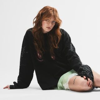 Iedereen wil een stukje van Froukje: de Annie M.G. Schmidt van gen Z heeft een tweede plaat klaar. ‘Ik spreek niet voor…