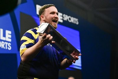 Gigantische bedragen, dubbel in, dubbel uit, maar geen Belgen: Luke Littler en co trappen vanavond prestigieuze World G…