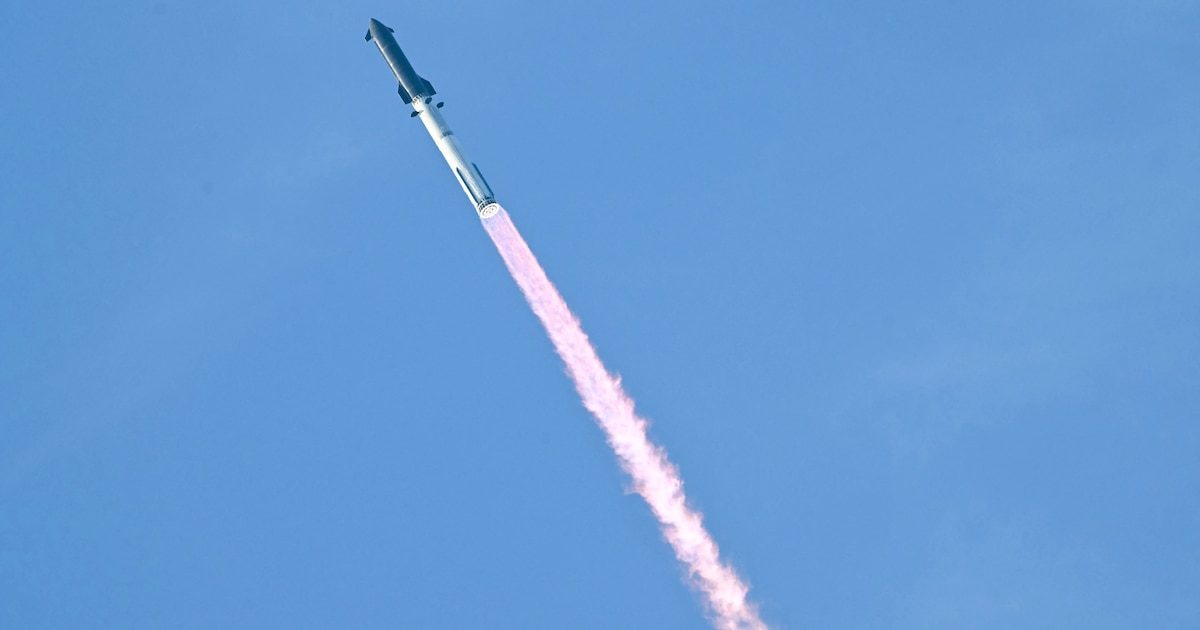 La mégafusée Starship de SpaceX atteint l'orbite terrestre, une première