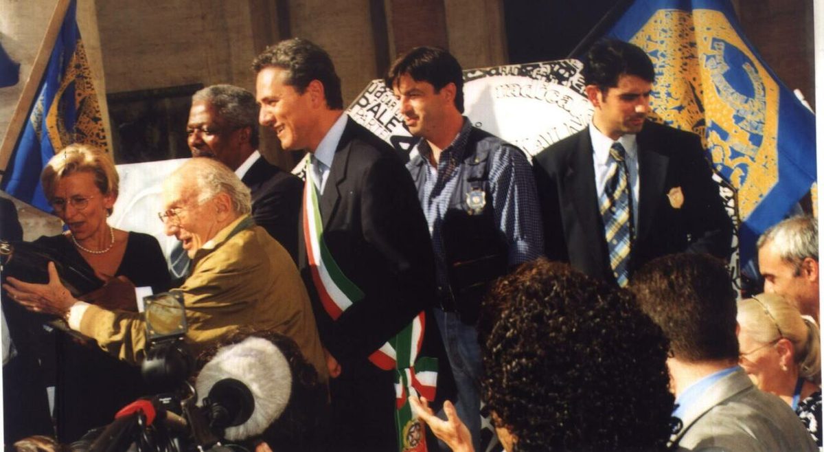 Emma Bonino, i luoghi del cuore a Roma: da Trastevere al Pantheon, le piazze delle sue battaglie
