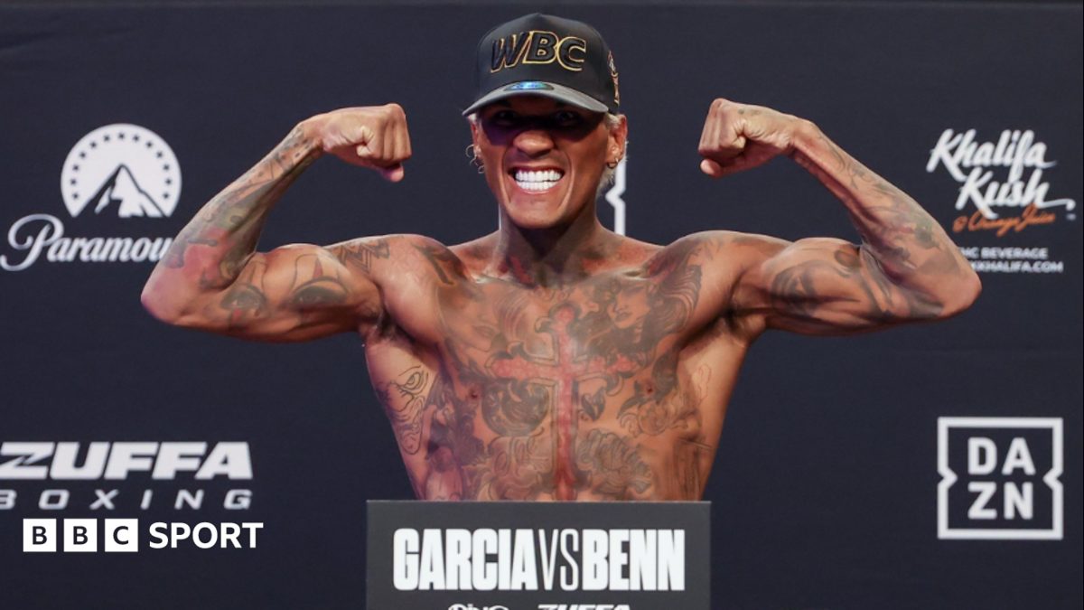 Benn defies concerns to make weight for Garcia bout
