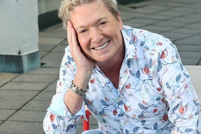 Bart Kaëll (66) zag hartslag zakken tot 38 en kreeg pacemaker: “Dat toestel heeft mijn leven veranderd”