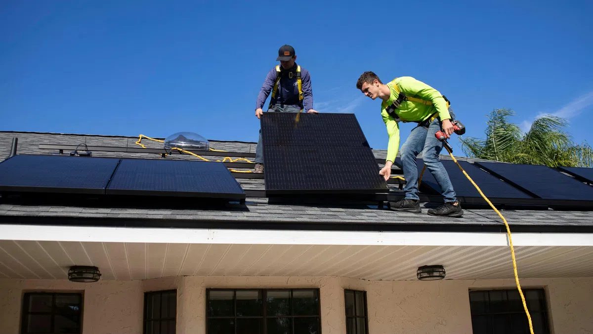 Financiële meevaller belandt op het dak: vaker zonnepanelen na flinke erfenis
