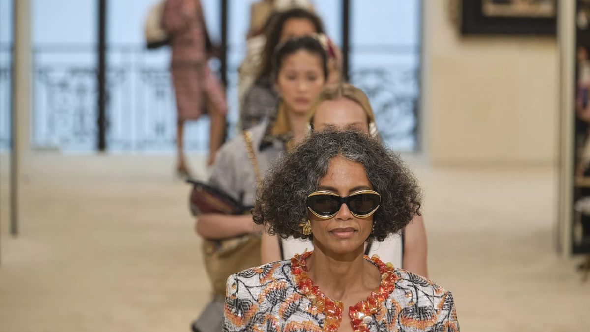 Oudere modellen verschijnen op de catwalk: 'Klant moet zich in model kunnen herkennen'