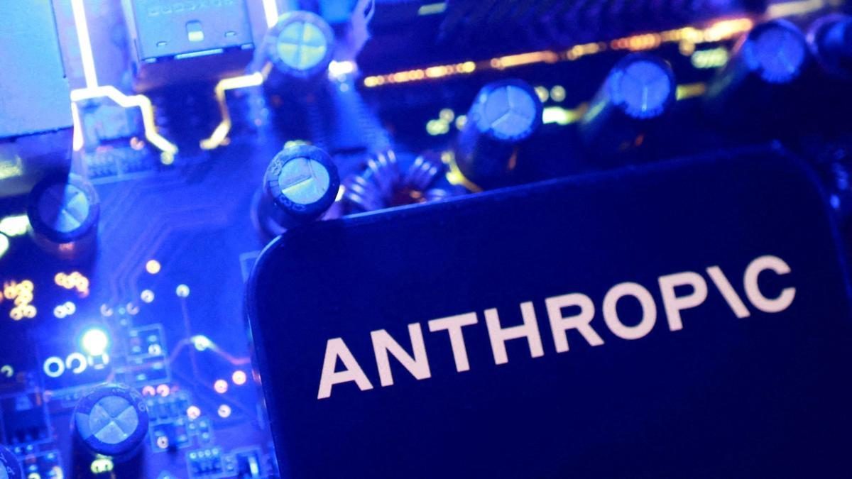 Anthropic radiografía los riesgos de su IA y cree que aún puede vigilarla