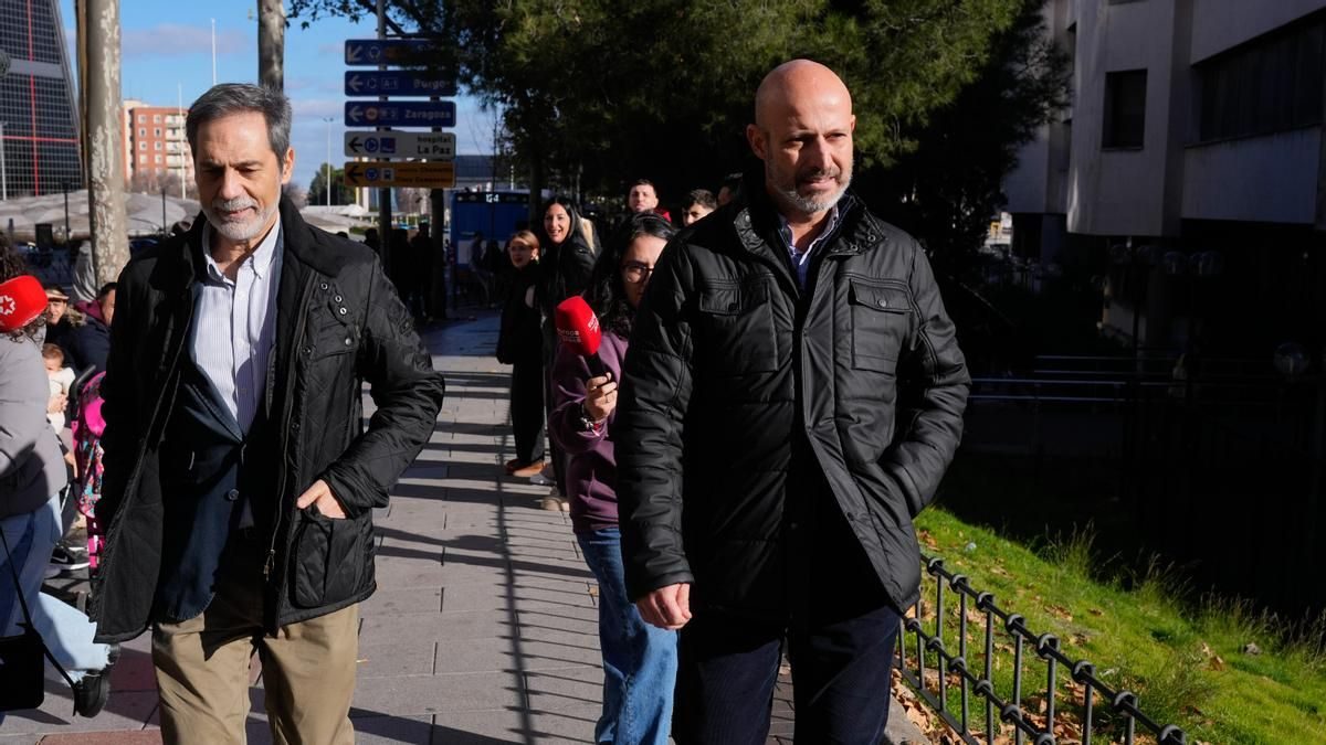 Un exdirectivo de Plus Ultra confirma que pagaron al "Grupo Zapatero" por el rescate pero desconoce si hicieron gestion…