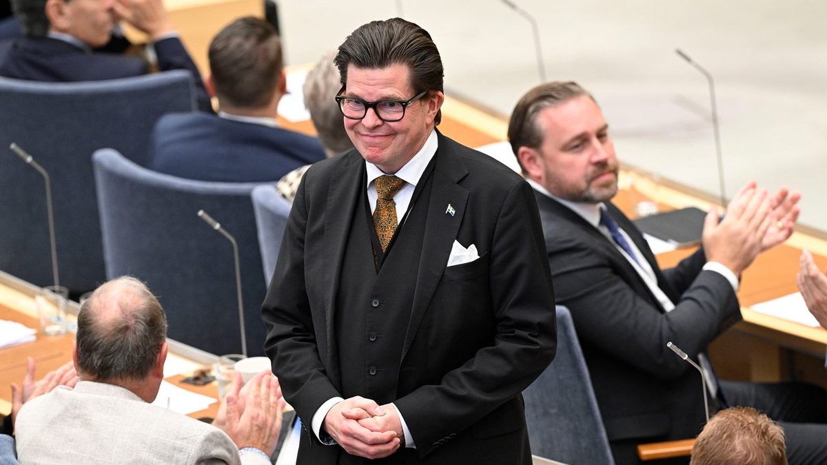 Szwecja: Posłowie zebrali się po wyborach. I już rozgorzał konflikt