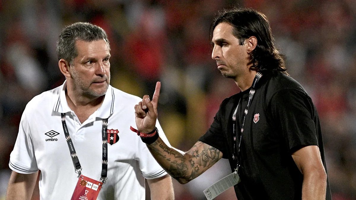 Costa Rica fires Batista, names Bryan Ruiz interim national team coach