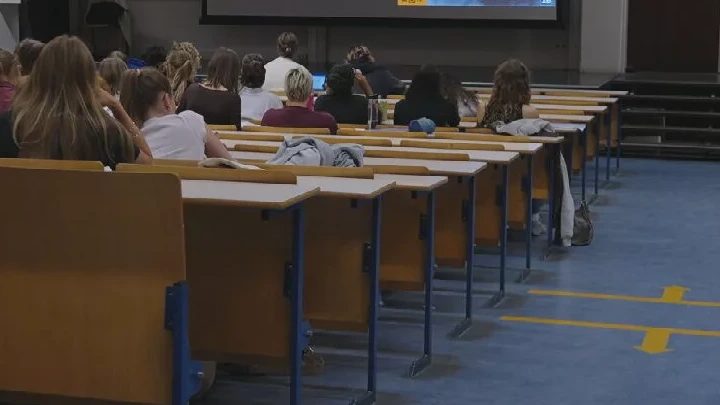 Laptops, telefoons en tablets verboden bij UvA-opleiding interdisciplinaire sociale wetenschap