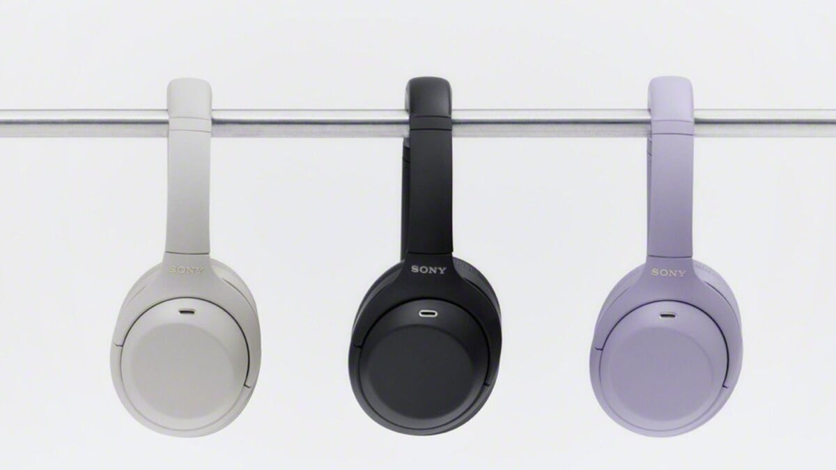Sony Resurrected an Iconic Pair of Wireless Headphones After Six Years