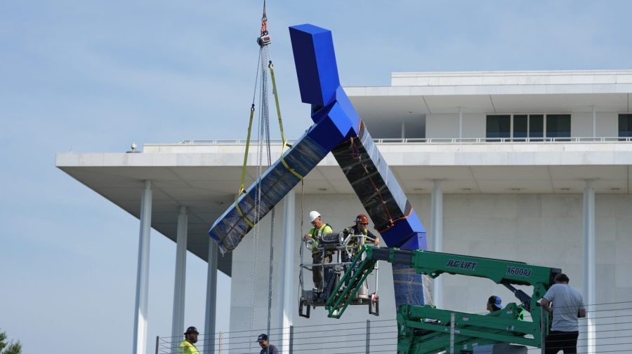 Former Kennedy Center chair buys dismantled Blue statue