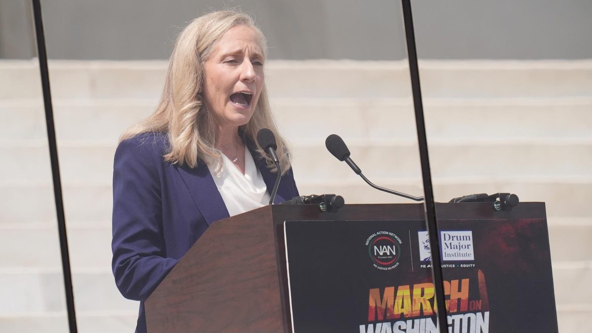 From 'blue wave' heroes to early exits: What happened to the 2018 House Democrats