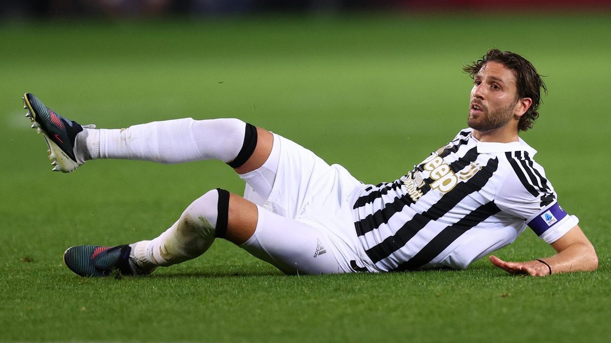 Locatelli, infortunio più grave del previsto: la Juve lo perde per almeno tre mesi