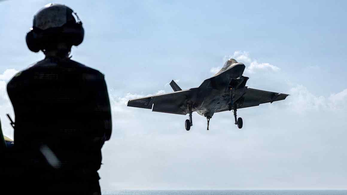 US limits air defence time slots for tankers sailing through Hormuz