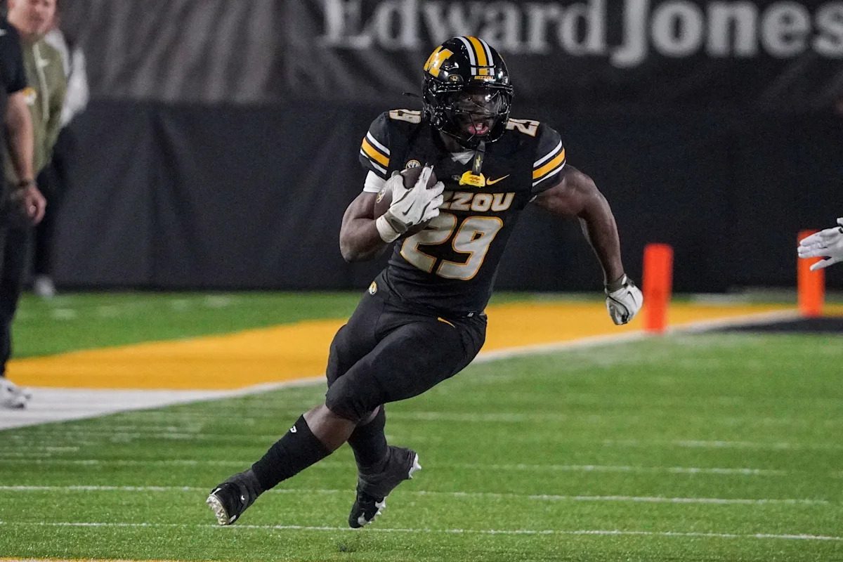 Missouri football's Ahmad Hardy, Cayden Green injury status vs KU