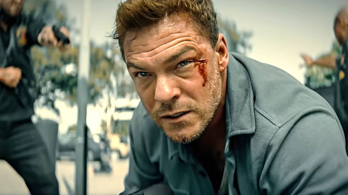 Alan Ritchson Officially Leaves ‘Reacher’ Behind in Just 3 Days