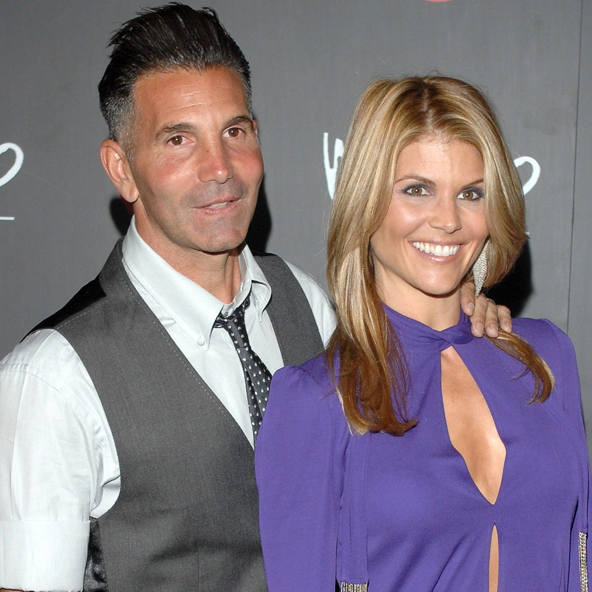 Lori Loughlin Officially Files for Divorce From Mossimo Giannulli