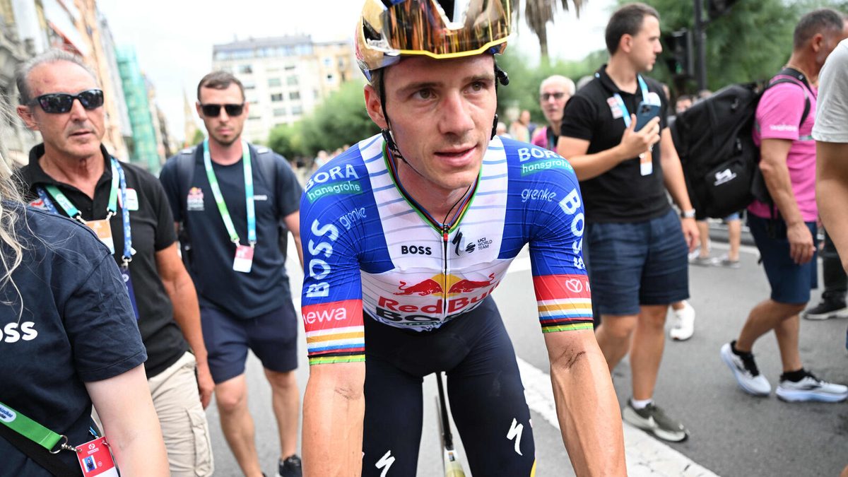 Cyclisme : Remco Evenepoel remporte le GP de Québec après un solide numéro, Paul Seixas termine dans le peloton