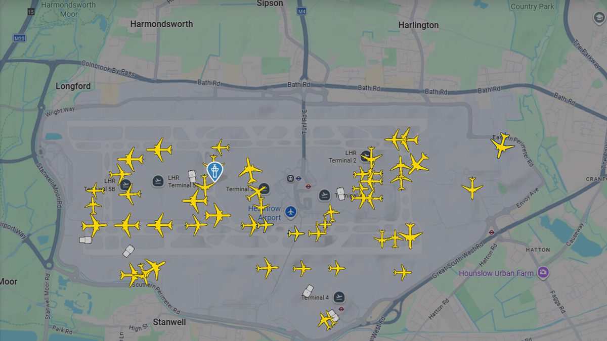 Caos nei cieli del Regno Unito, in tilt anche gli scali di Heathrow e Gatwick