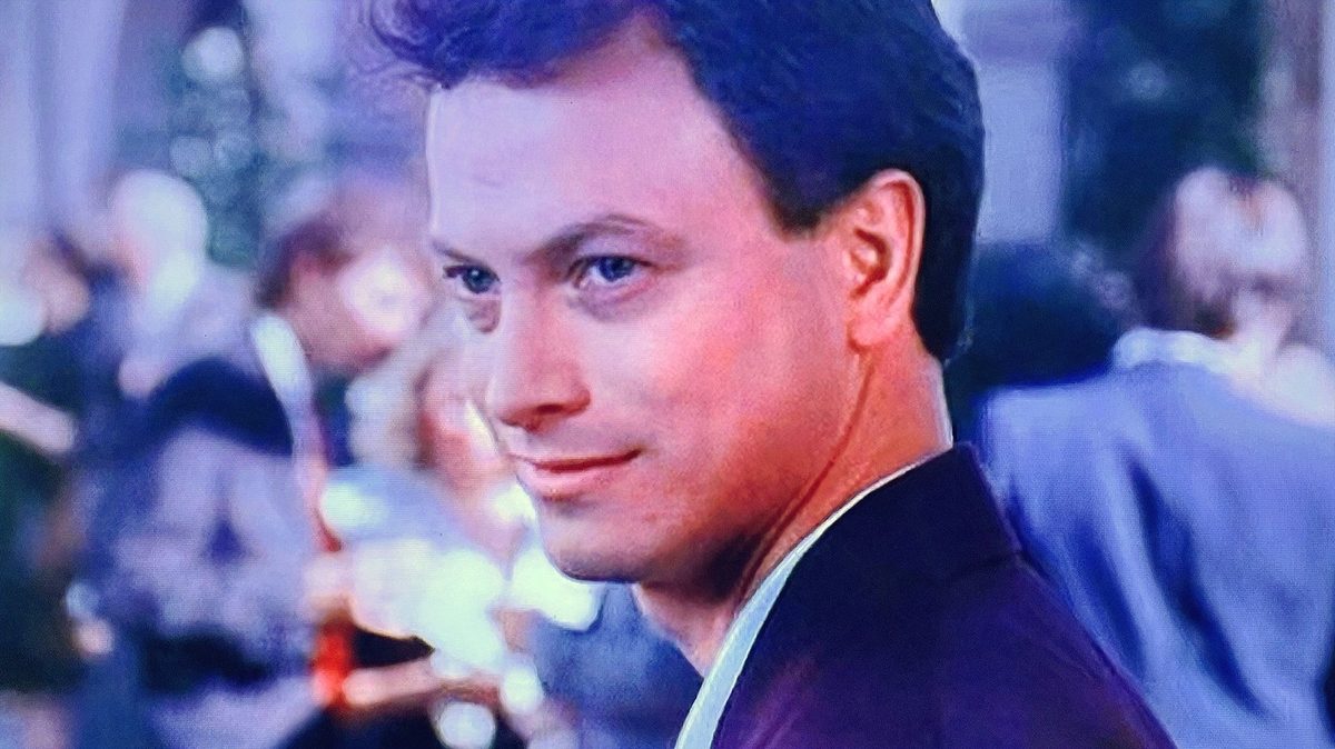 Gary Sinise Played A Serial Killer On An '80s Hit Cop Show We Don't Talk About Enough