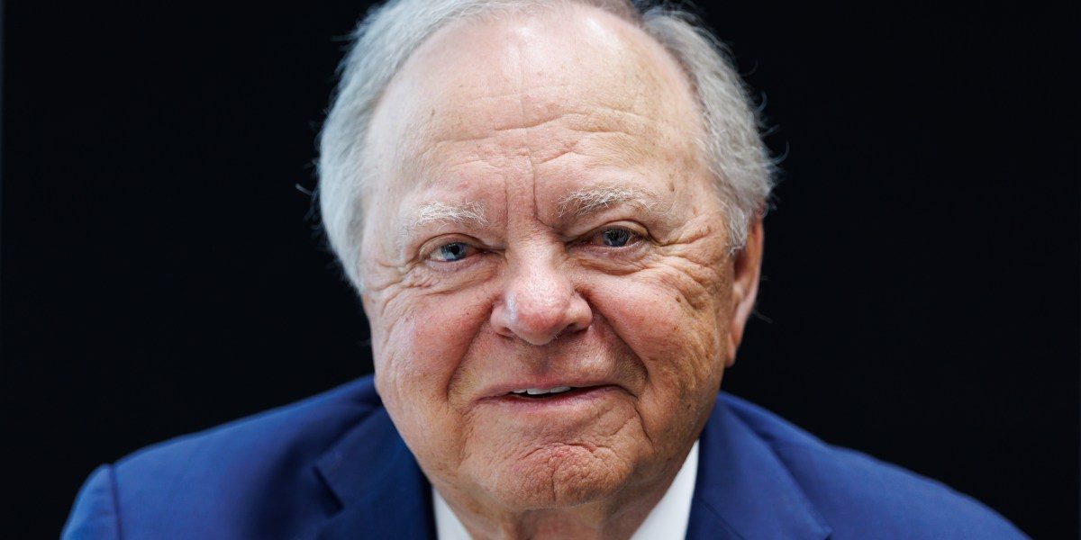 Billionaire oil tycoon Harold Hamm donates $150M to the University of Oklahoma to help study a cause that’s personal to…