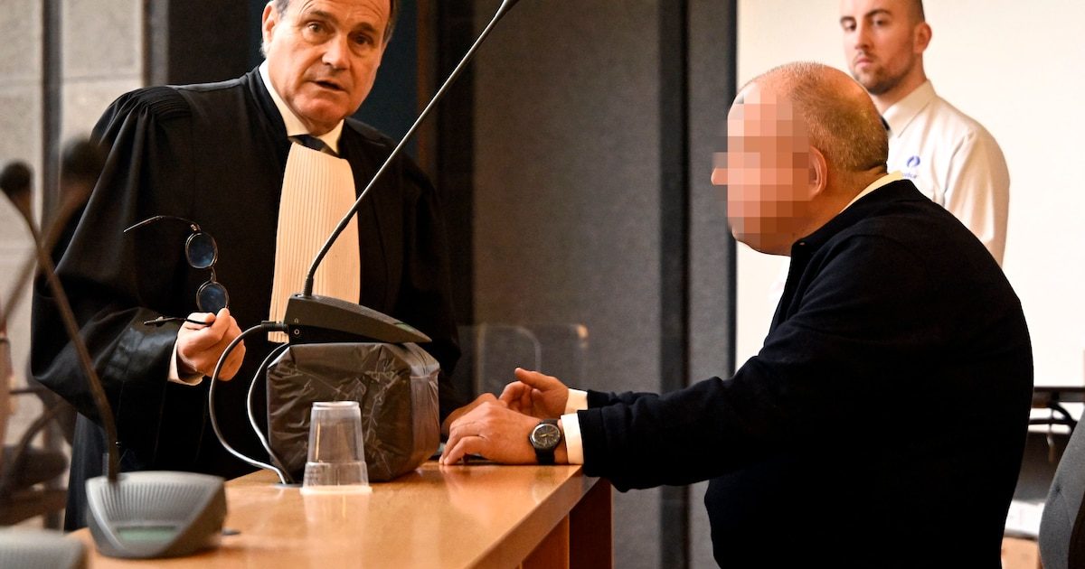 En direct – Procès Ullens: "Il y a une forme de légende sur le patrimoine de M. Ullens"