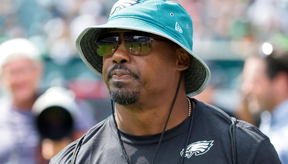 NFL demands DHS remove promo featuring ex-Eagles star Brian Dawkins