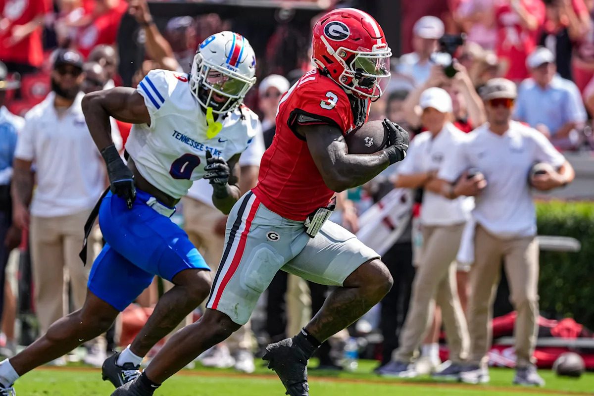 Georgia football climbs AP poll rankings